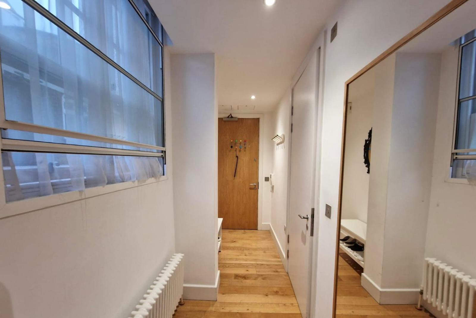 One Bedroom Apartment In Holborn لندن المظهر الخارجي الصورة