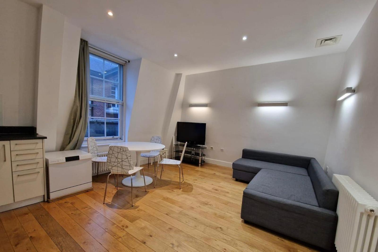 One Bedroom Apartment In Holborn لندن المظهر الخارجي الصورة